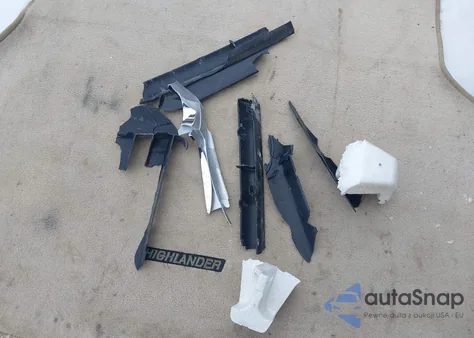 2006 Toyota Highlander Limited V6 from USA, damaged, VIN JTEEP21A660161235